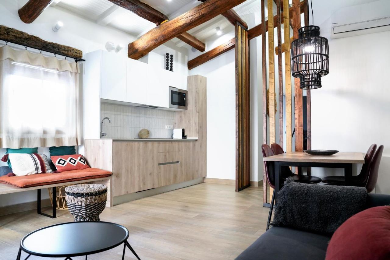 Apartaments La Rambla - Garnatxa - 4 Persones Cornudella de Montsant Exterior foto